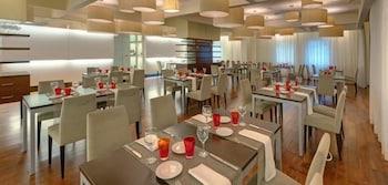 Puerta De Africa Hotel 4*