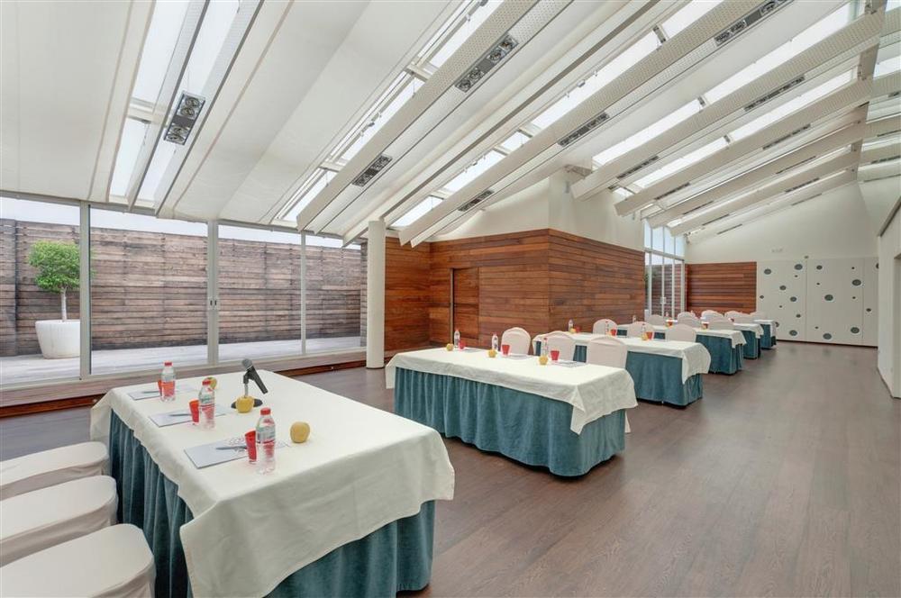 Puerta De Africa Hotel 4*